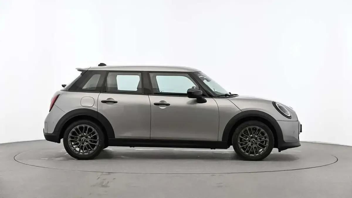 Gebraucht Mini Cooper S Classic 204 PS (150 kW) 2024 Grau Kleinwagen