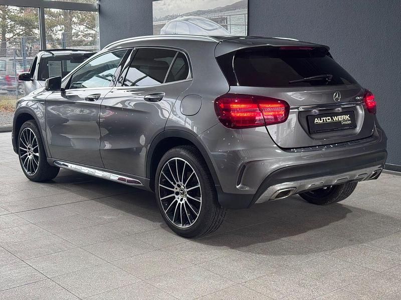 Gebraucht Mercedes GLA250 AMG 211 PS (155 kW) 2017 Grau SUV