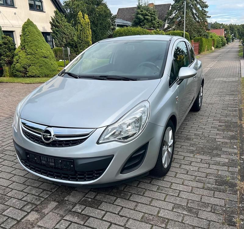 Silber Gebraucht 2013 Opel Corsa Kleinwagen | 2.500 € (Guter Preis) - Bild 1/4