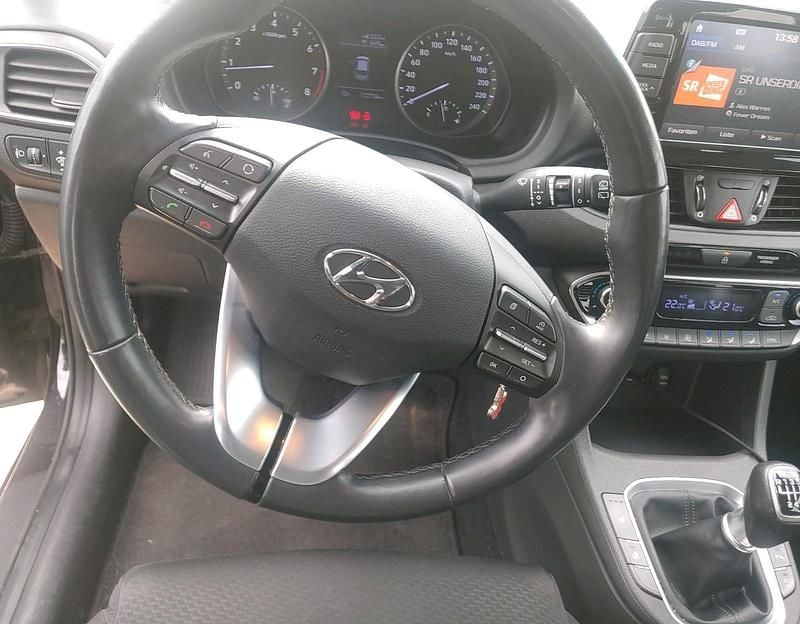 Gebraucht Hyundai i30 140 PS (102 kW) 2020 Schwarz Kombi