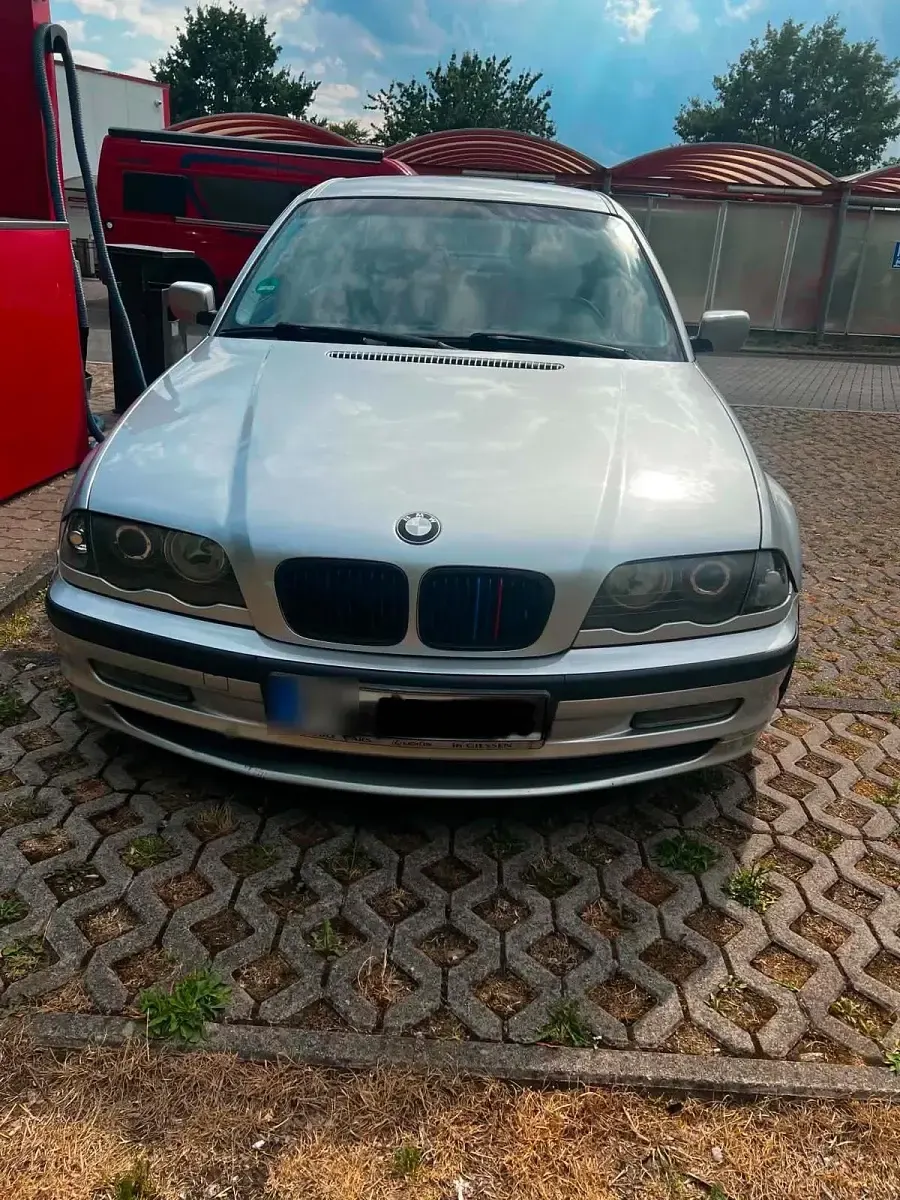 Gebraucht BMW 320 170 PS (125 kW) 1999 Grau Limousine
