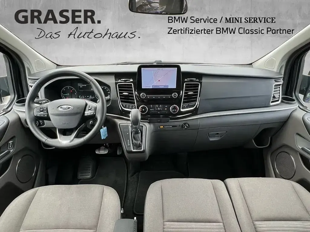 Gebraucht Ford Tourneo Titanium 150 PS (110 kW) 2023 Schwarz Van / Kleinbus