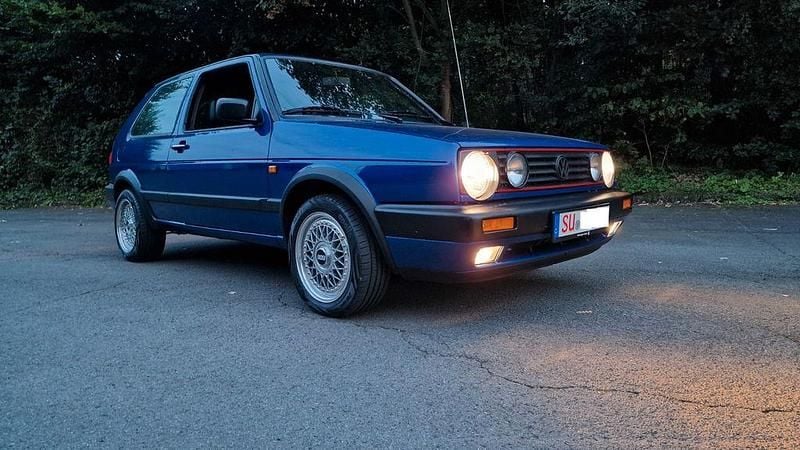 Blau Gebraucht 1990 VW Golf II Limousine | 9.500 € - Bild 1/4