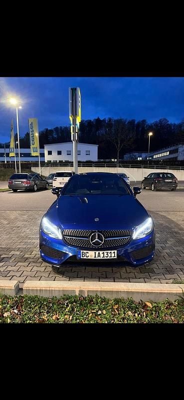 Blau Gebraucht 2018 Mercedes C300 Coupé | 19.800 € (Superpreis) - Bild 1/4