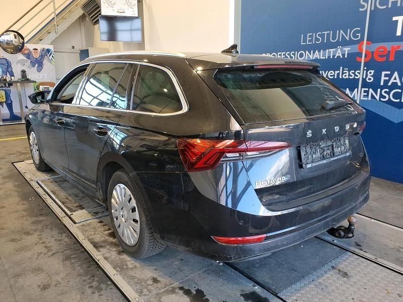 Gebraucht Skoda Octavia First Edition 150 PS (110 kW) 2021 Schwarz Kombi