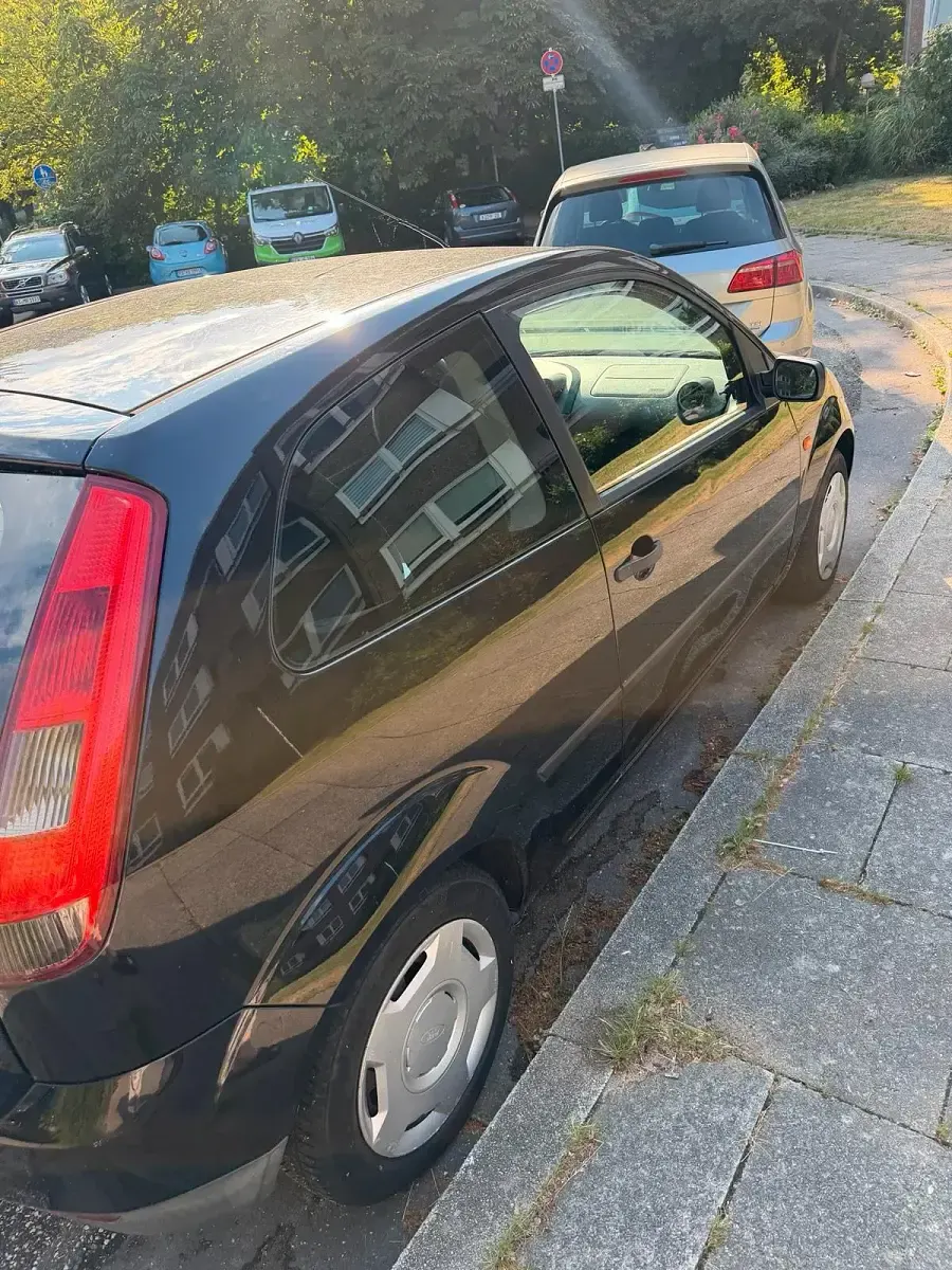 Gebraucht Ford Fiesta 2004 Schwarz Kleinwagen