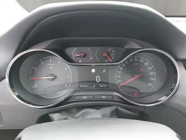 Gebraucht Opel Crossland Elegance 120 PS (88 kW) 2024 Nautic blau (metallic) SUV