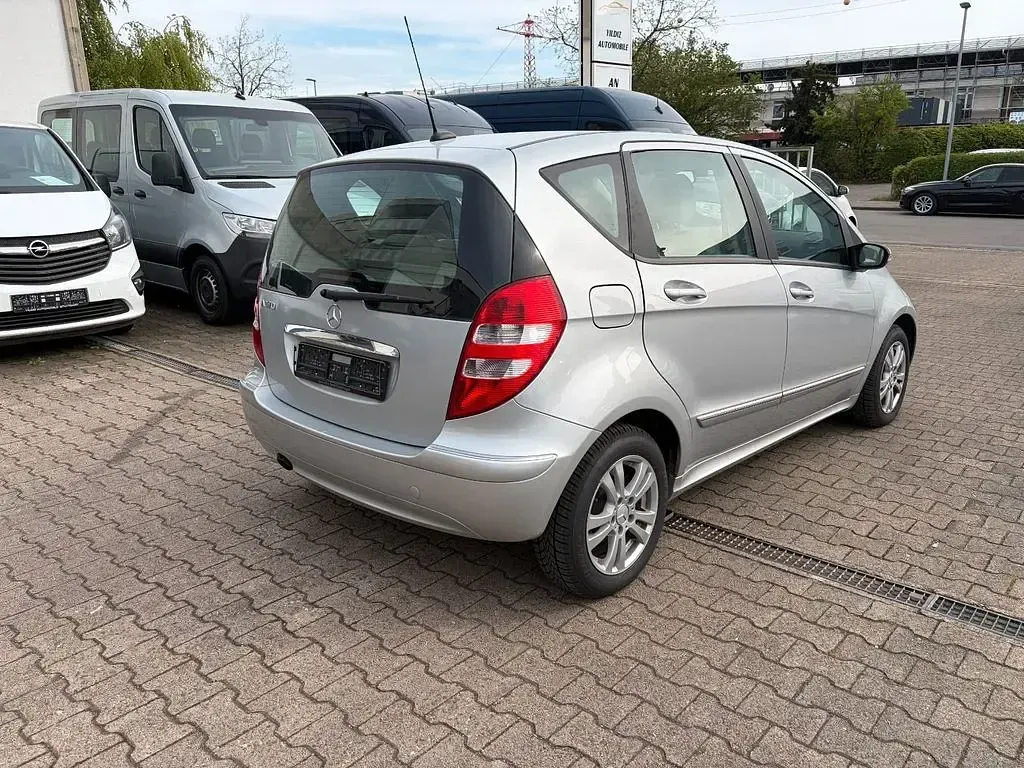 Gebraucht Mercedes A170 116 PS (85 kW) 2005 Silber Limousine
