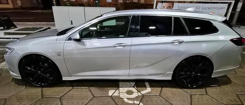 Gebraucht Opel Insignia 270 PS (198 kW) 2017 Silber Kombi
