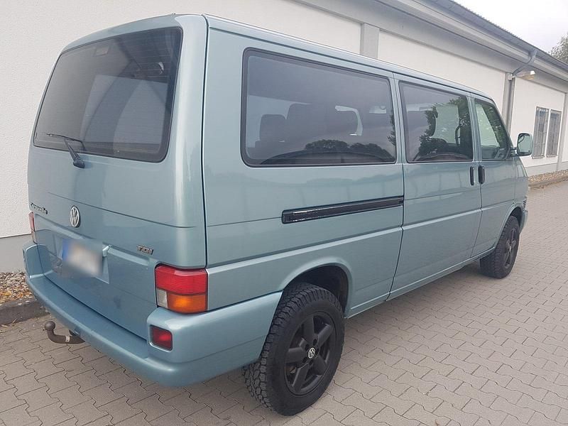 Gebraucht VW T4 102 PS (75 kW) 2001 Grün Van