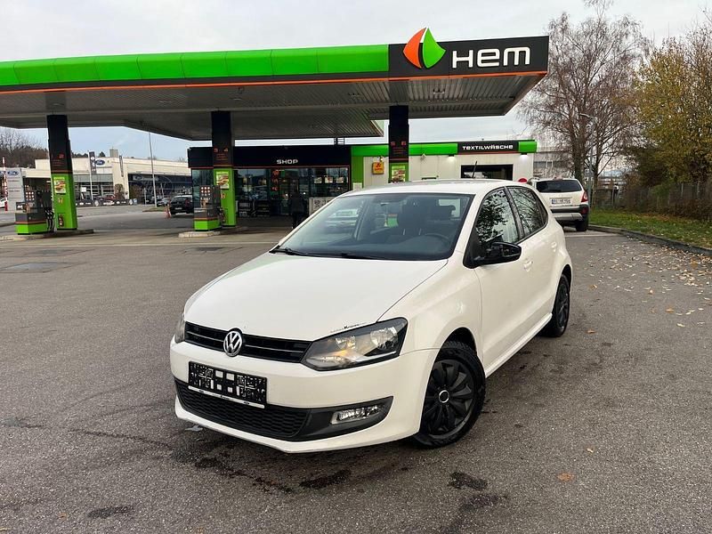 Weiß Gebraucht 2010 VW Polo Trendline Kleinwagen | 2.999 € (Superpreis) - Bild 1/4