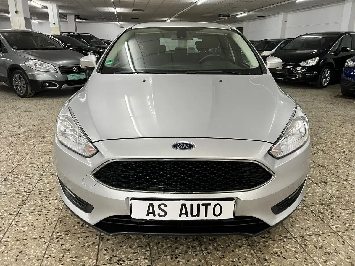 Usata Ford Focus Business Edition 150 CV (110 kW) 2015 Argento Berlina