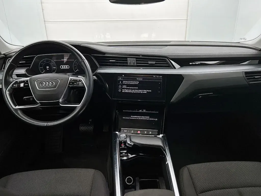 Gebraucht Audi e-tron Advanced Plus 300 kW (408 PS) 2019 Schwarz SUV