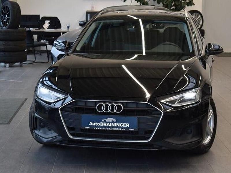 Schwarz Gebraucht 2020 Audi A4 Basis Kombi | 17.850 € (Etwas zu teuer) - Bild 1/4
