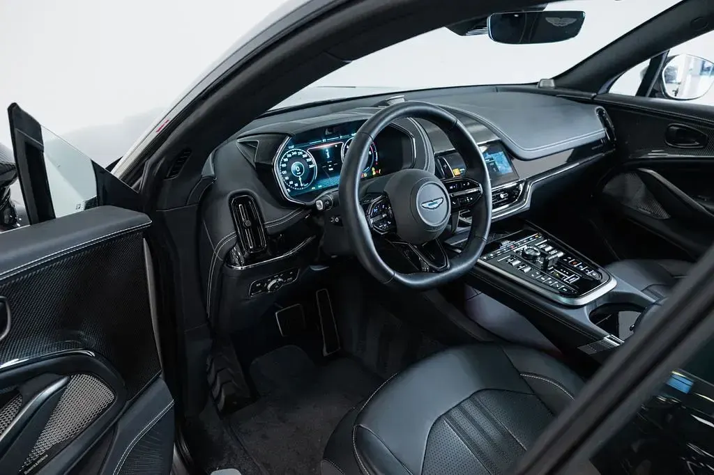 Gebraucht Aston Martin DBX 707 707 PS (519 kW) 2025 Silber SUV