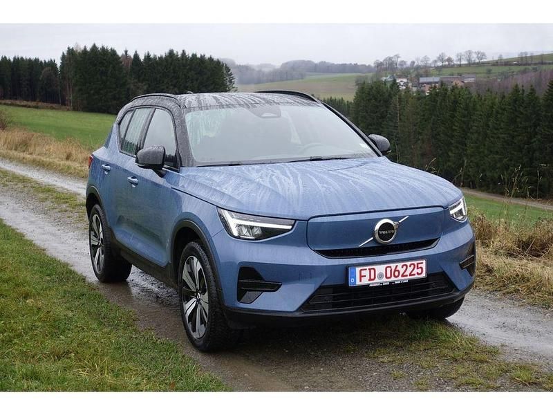 Gebraucht Volvo XC40 Plus 169 kW (231 PS) 2022 Blau SUV