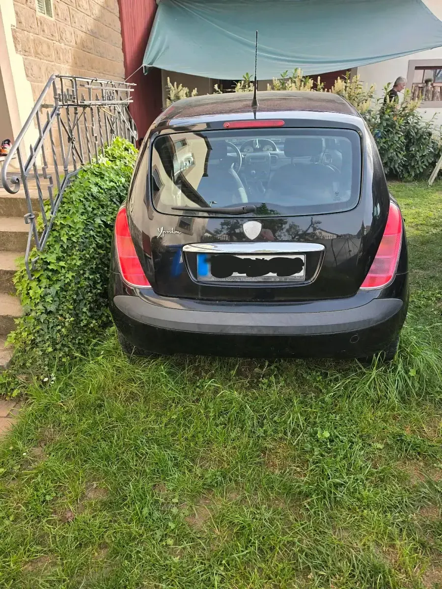 Second-hand Lancia Ypsilon 80 CP (58 kW) 2006 Maro Hatchback