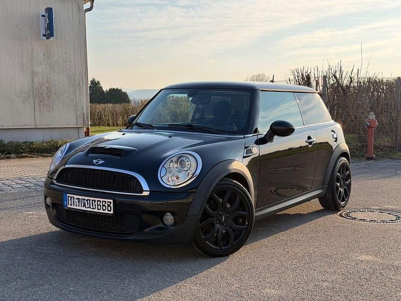 Gebraucht Mini Cooper S 174 PS (127 kW) 2009 Schwarz Kleinwagen