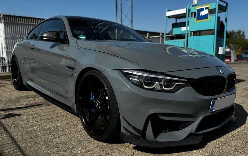 Grau Gebraucht 2017 BMW M4 Performance Coupé | 38.900 € (Guter Preis) - Bild 1/4