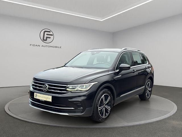 Blau Gebraucht 2021 VW Tiguan Elegance SUV | 24.450 € (Fairer Preis) - Bild 1/4
