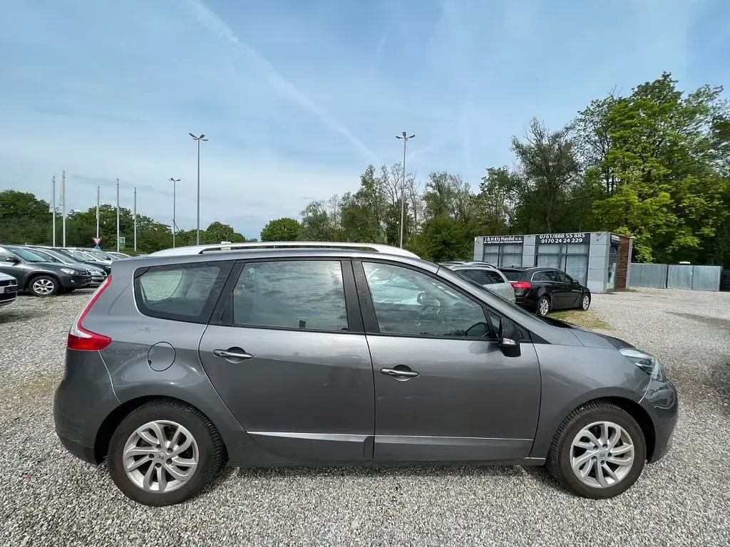 Gebraucht Renault Scénic III Initiale Paris 132 PS (97 kW) 2014 Grau Van / Kleinbus