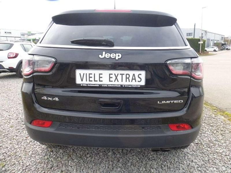 Gebraucht Jeep Compass Limited 170 PS (125 kW) 2018 Diamond black SUV
