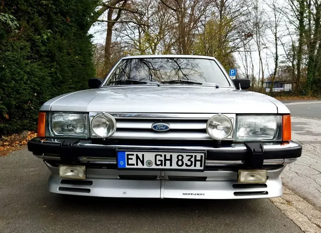 Gebraucht Ford Granada Ghia 160 PS (117 kW) 1983 Silber Limousine