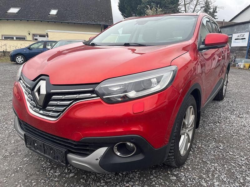 Gebraucht Renault Kadjar 131 PS (96 kW) 2015 Rot SUV