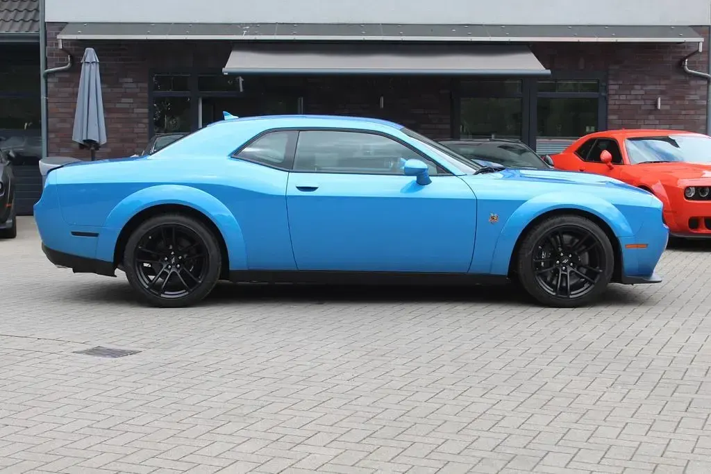 Neu Dodge Challenger 492 PS (361 kW) 2026 Blau