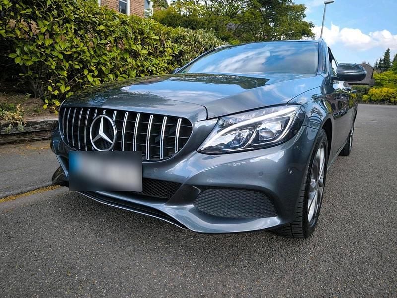 Gebraucht Mercedes C180 156 PS (114 kW) 2015 Grau Kombi