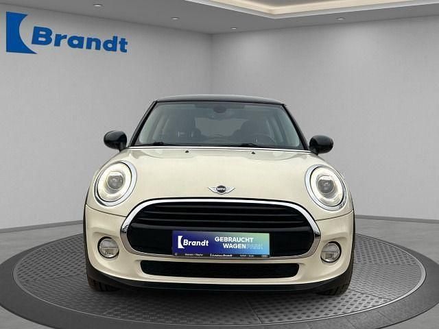 Usado Mini Cooper D 116 HP (85 kW) 2017 Branco Citadino