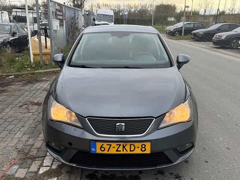 Gebraucht Seat Ibiza Style 75 PS (55 kW) 2012 Grau Limousine