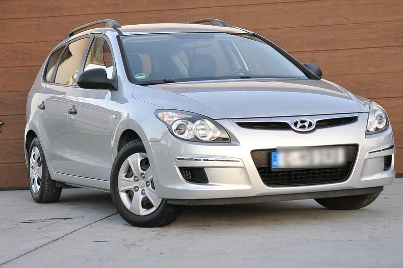 Gebraucht 2010 Hyundai i30 Kombi | 3.000 € (Guter Preis) - Bild 1/4