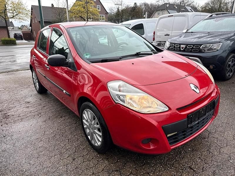 Gebraucht Renault Clio IV 75 PS (55 kW) 2012 Rot Kleinwagen