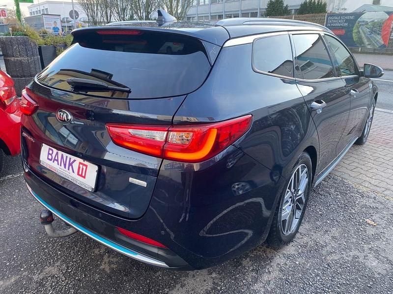 Gebraucht Kia Optima Hybrid Spirit 154 PS (113 kW) 2019 Blau Limousine