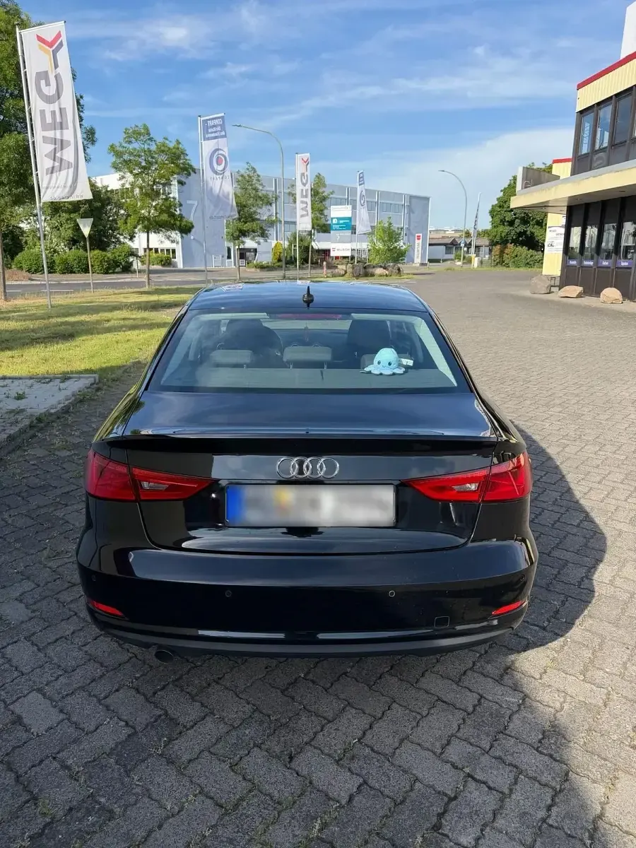 Gebraucht Audi A3 110 PS (80 kW) 2016 Schwarz Limousine
