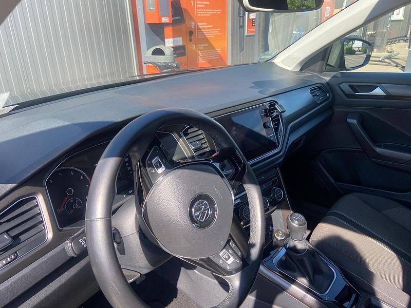 Gebraucht VW T-Roc 110 PS (80 kW) 2019 Schwarz SUV
