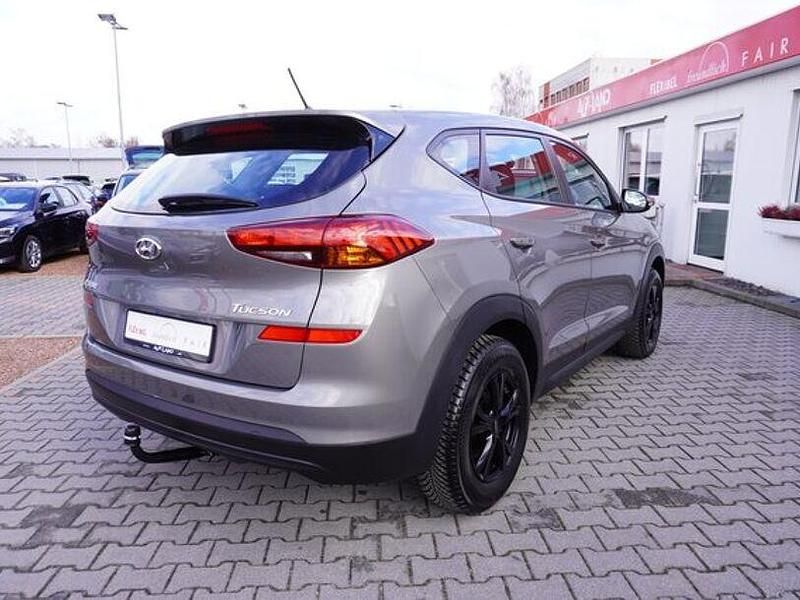 Gebraucht Hyundai Tucson Select 132 PS (97 kW) 2019 Grau SUV