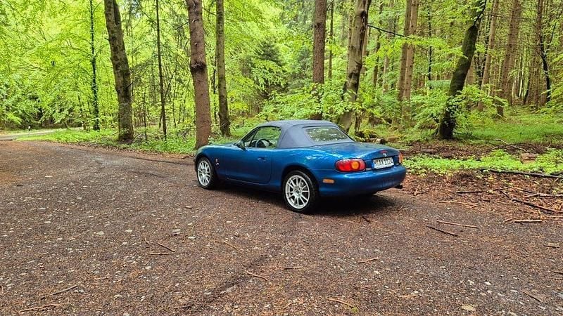Gebraucht Mazda MX5 140 PS (102 kW) 1999 Blau Cabrio