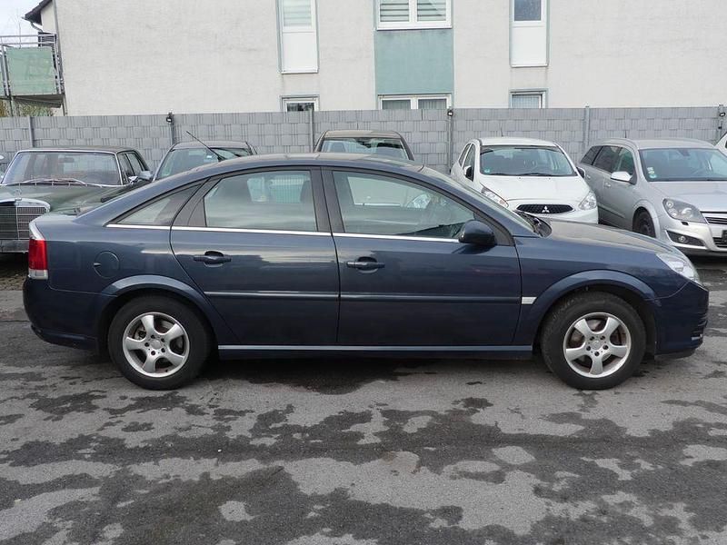 Gebraucht Opel Vectra Edition 140 PS (102 kW) 2006 Blau Limousine