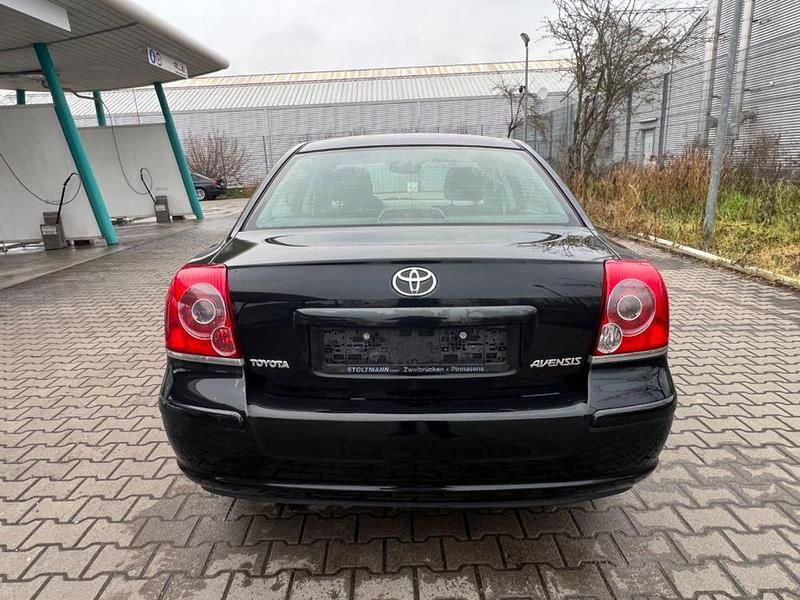 Gebraucht Toyota Avensis Sol 147 PS (108 kW) 2006 Schwarz Limousine