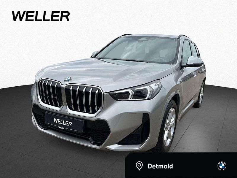 Silber Gebraucht 2024 BMW X1 Shadowline SUV | 36.940 € (Fairer Preis) - Bild 1/4