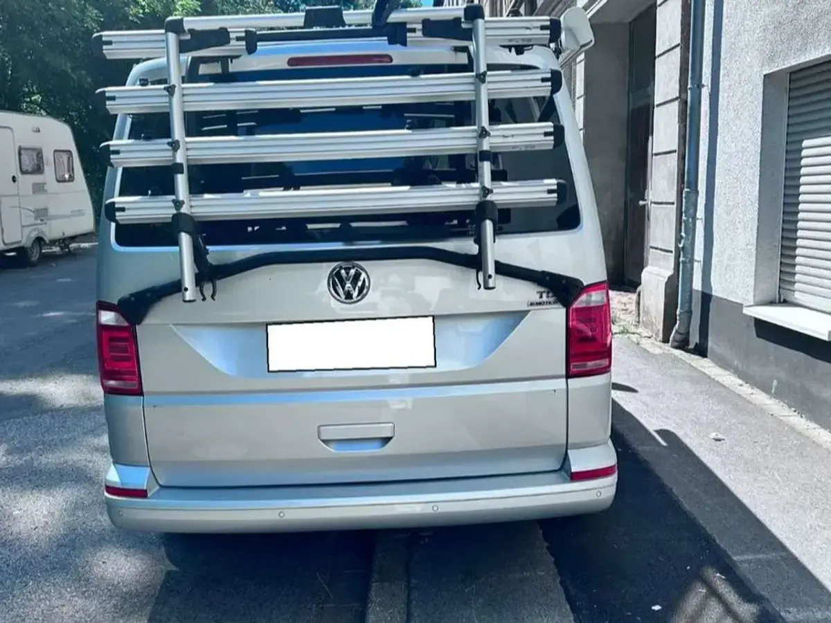 Gebraucht VW California Beach 204 PS (150 kW) 2018 Reflexsilber Van