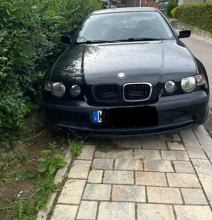 Gebraucht BMW 316 116 PS (85 kW) 2002 Schwarz Limousine