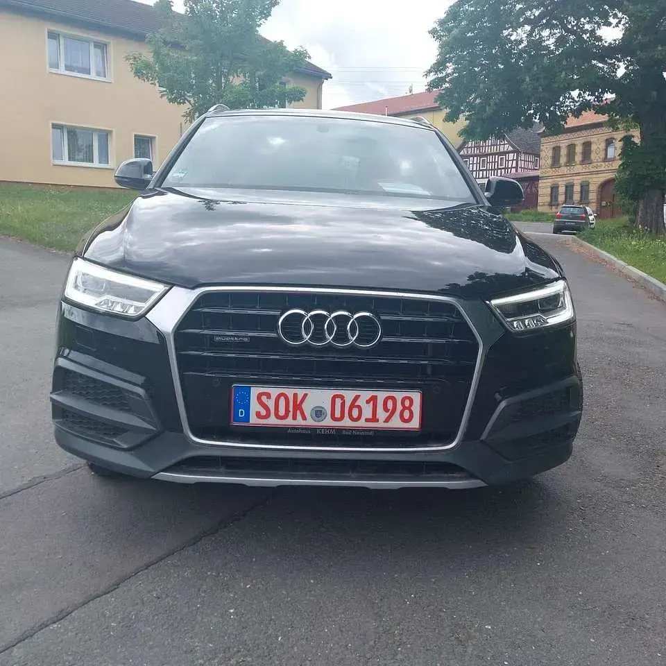 Gebraucht Audi Q3 Exclusive 150 PS (110 kW) 2015 Schwarz SUV