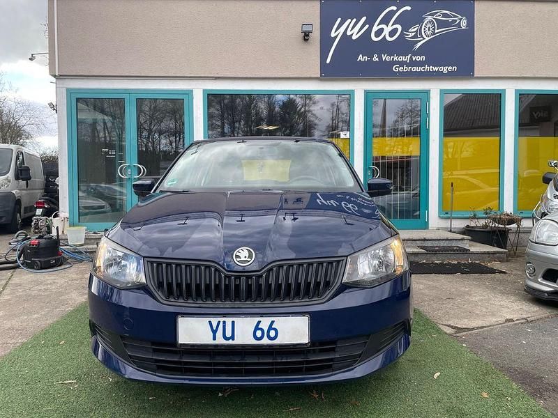 Gebraucht Skoda Fabia Active 75 PS (55 kW) 2016 Blau Limousine