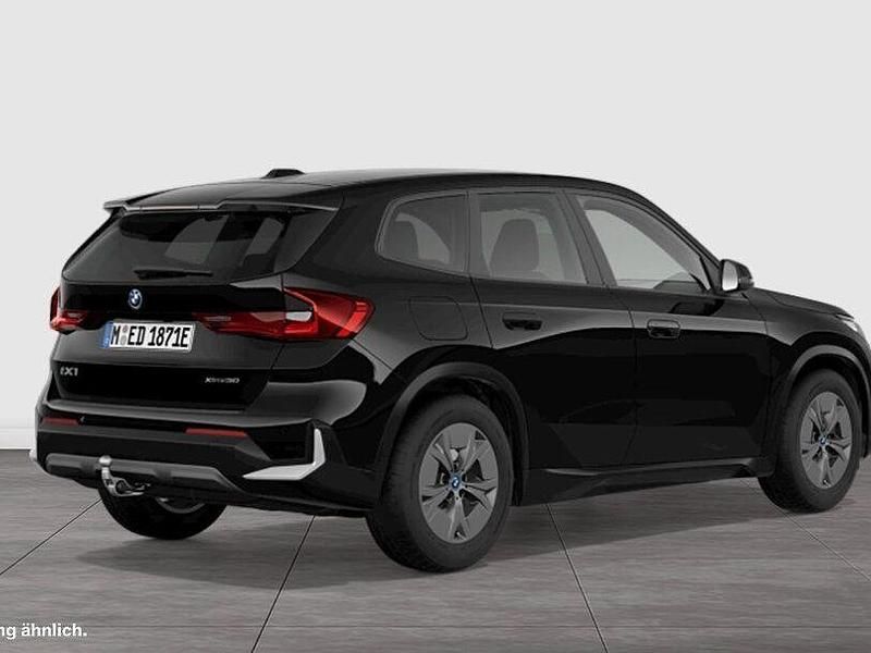 Gebraucht BMW iX1 Performance 230 kW (313 PS) 2023 Schwarz SUV