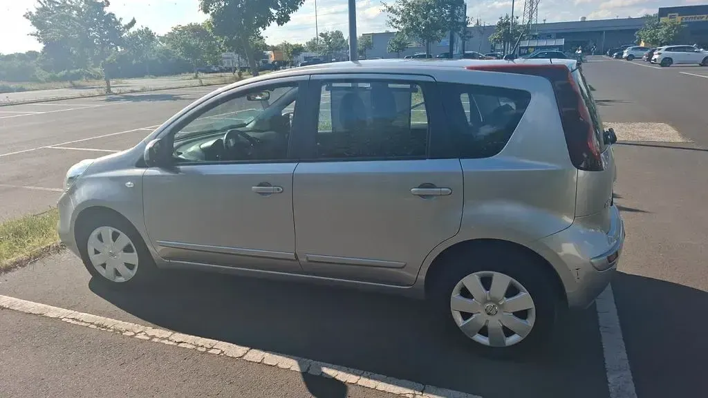 Gebraucht Nissan Note Acenta 88 PS (64 kW) 2009 Kleinwagen