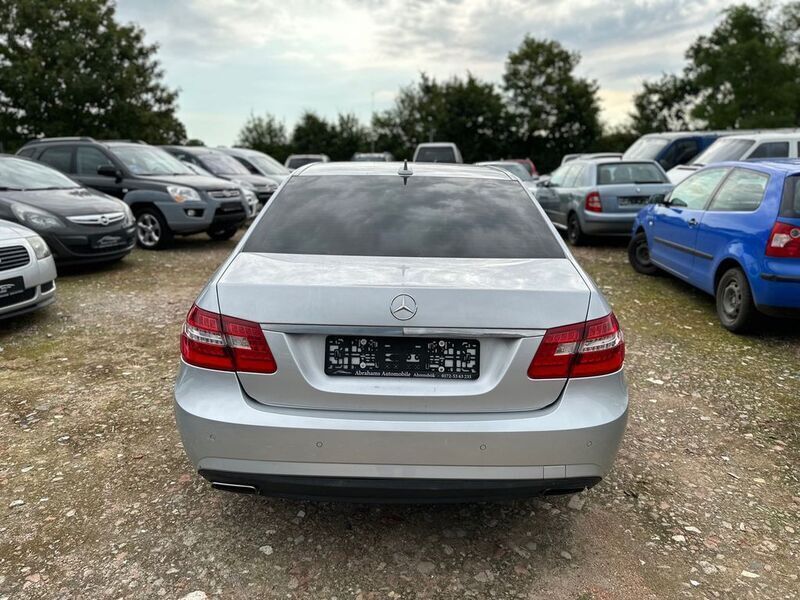 Gebraucht Mercedes E350 265 PS (194 kW) 2013 Silber Limousine