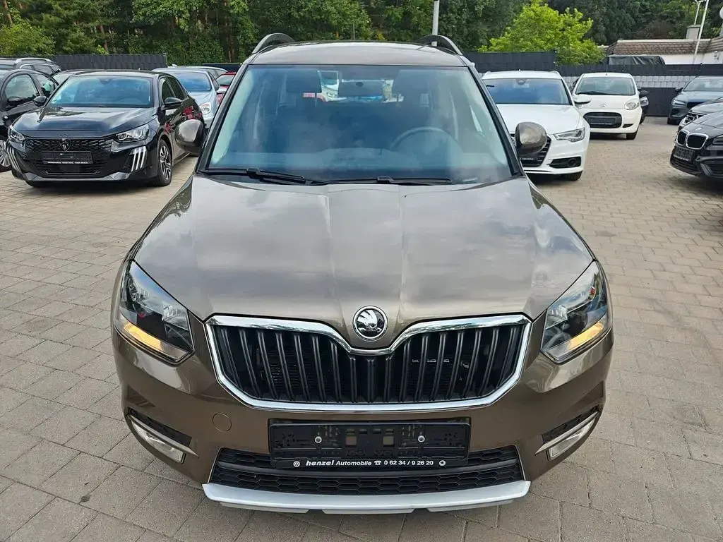 Gebraucht Skoda Yeti Active 110 PS (80 kW) 2016 Braun SUV